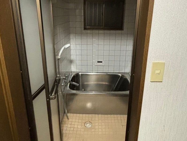 豊中戸建バスルーム施工前