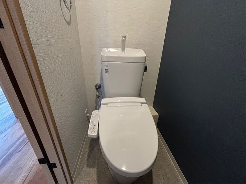 ステイツ豊中トイレ施工後