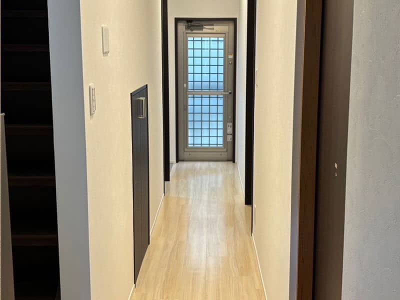 豊中戸建リノベーション_廊下改装後