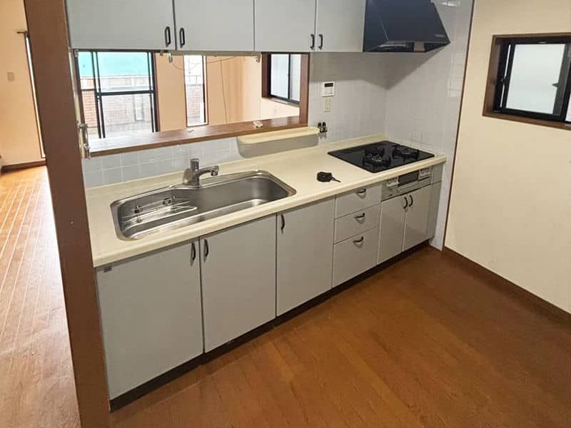 豊南町戸建てキッチンビフォー
